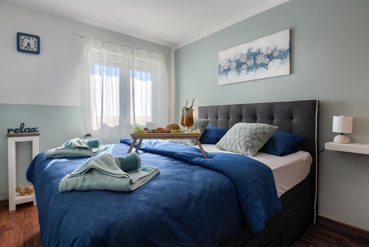 Apartmani Plavi Val 沃德年 外观 照片