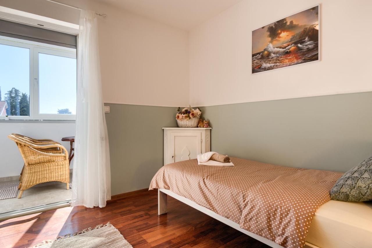 Apartmani Plavi Val 沃德年 外观 照片