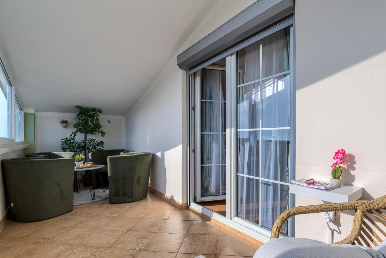 Apartmani Plavi Val 沃德年 外观 照片